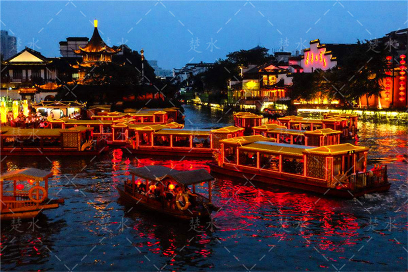 南京秦淮河畫(huà)舫游船